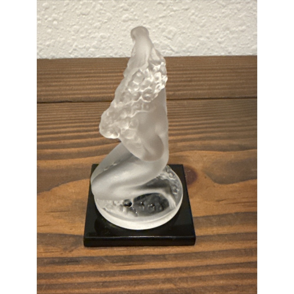 Lalique Frosted Crystal "Floreal" Figure Nude Woman on Black Base, France, 3.5" - Picture 4 of 7